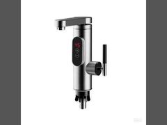 Rubinetto per acqua calda istantanea con display a LED per bagno